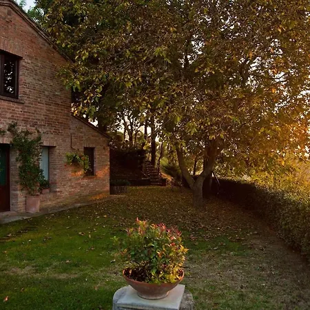 Poggio Vaccaio Depandance In Piscina Holiday home